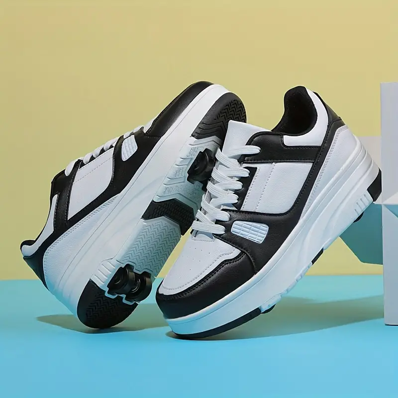 Mikee - Bequeme Rollschuh Sneaker Cool