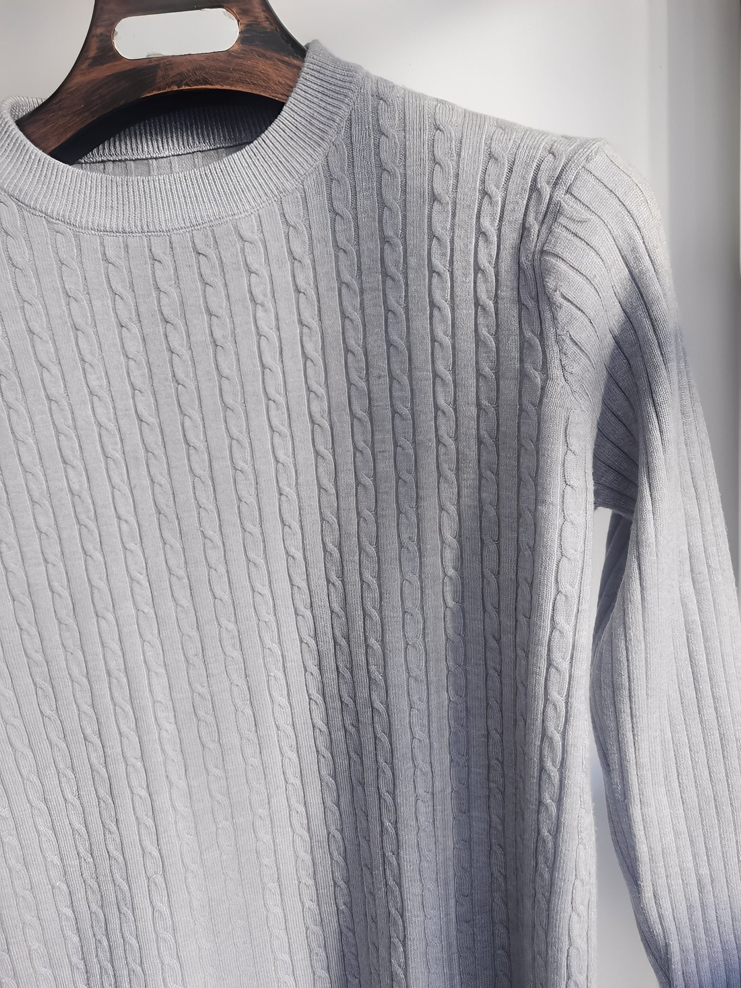 Romilly - Lässiger, schmal geschnittener Strickpullover für Herren