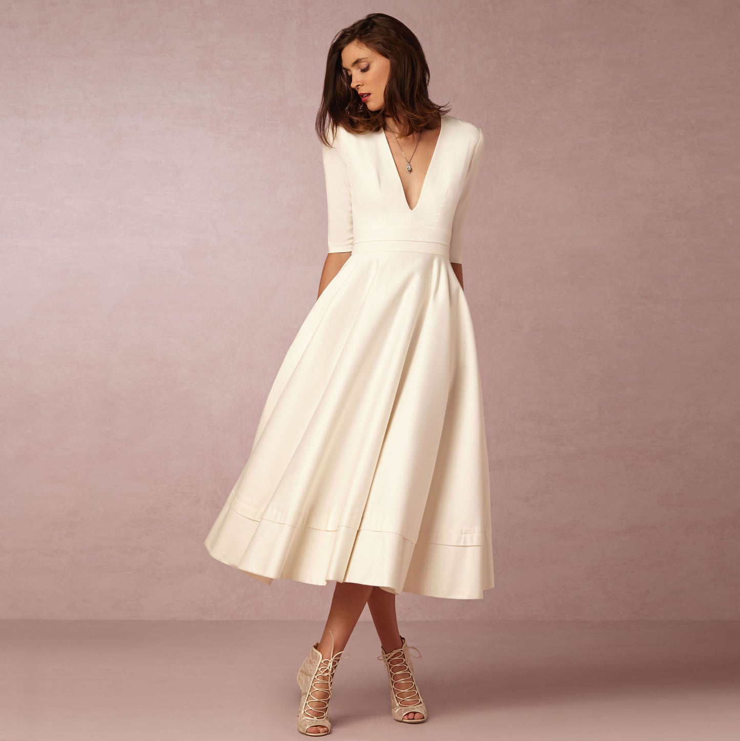 Sharise - Lässiges Kleid mit V-Ausschnitt für Damen