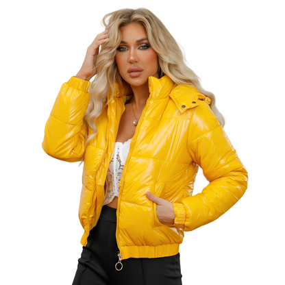 Yazmin - Stilvolle, glänzende Jacke mit Kapuze für Damen