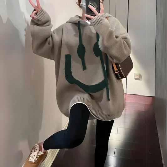 Emelia - Lockerer Hoodie mit Smiley-Design für Damen