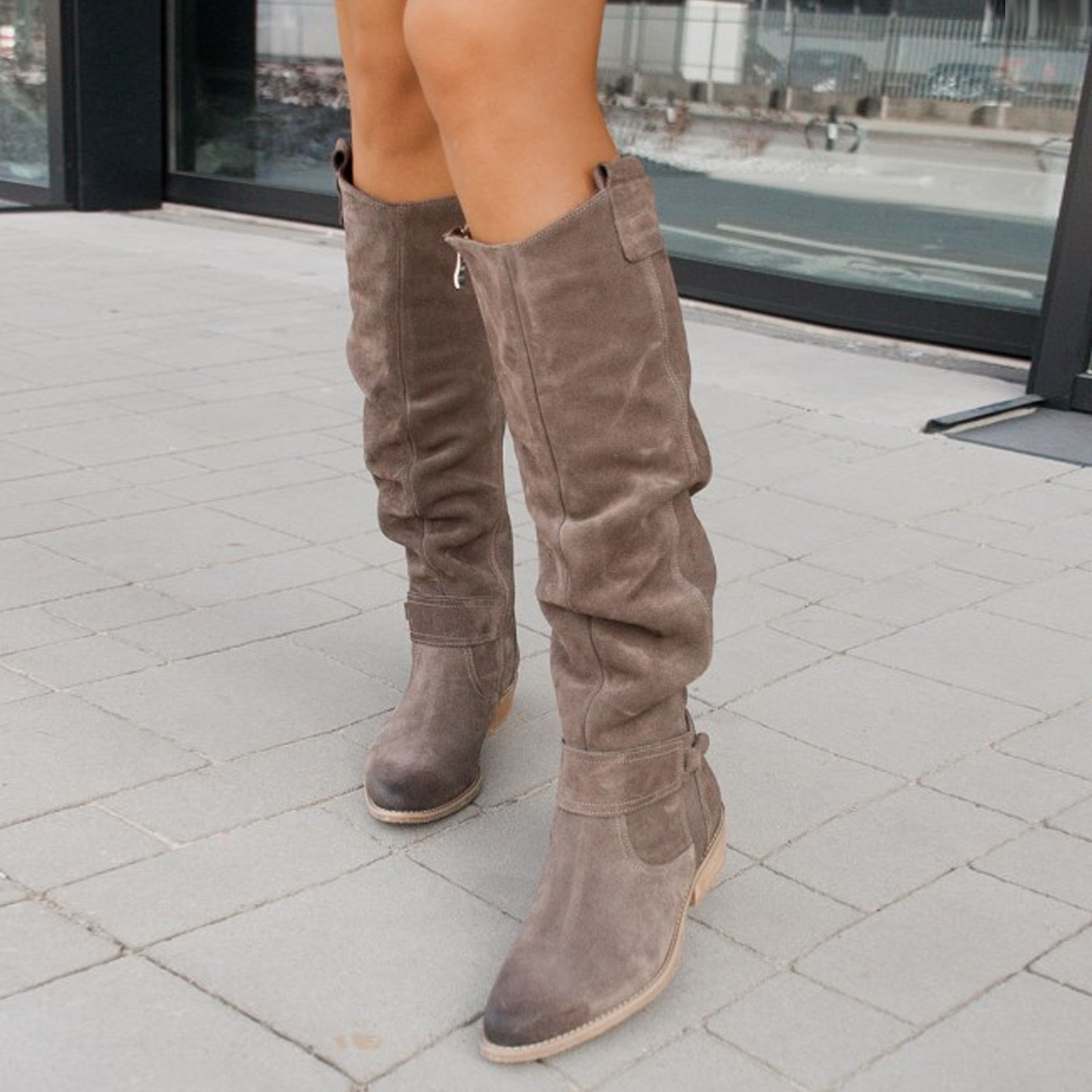 Terina - Lässige kniehohe Stiefel für Damen