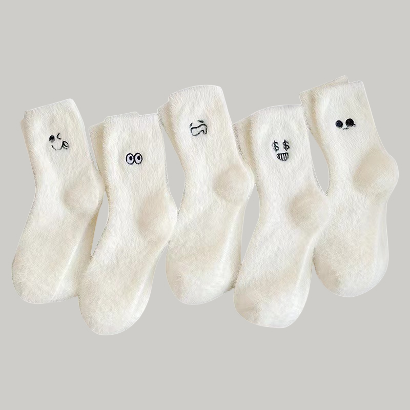 Catherina - Niedliche mittellange Fell-Socken für Damen