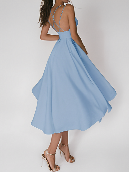 Colline – Feminines Kleid mit feinen Trägern für warme Tage