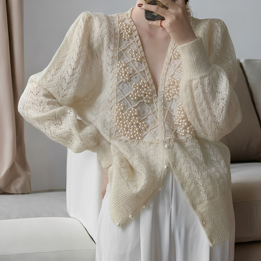 Jolie - Eleganter Strickpullover mit Perlmuttknöpfen