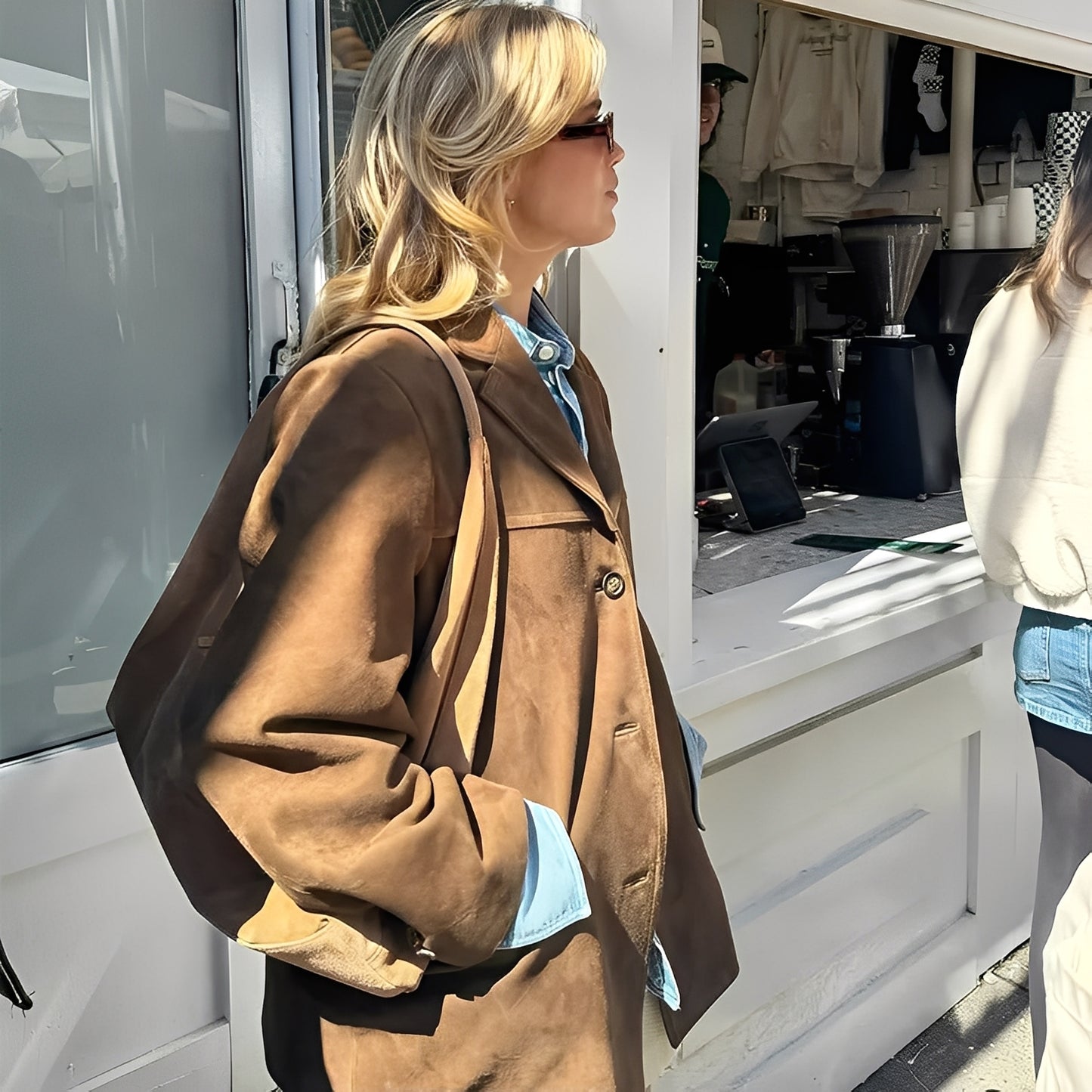 Laura - Klassische Lederjacke mit Reverskragen für Damen