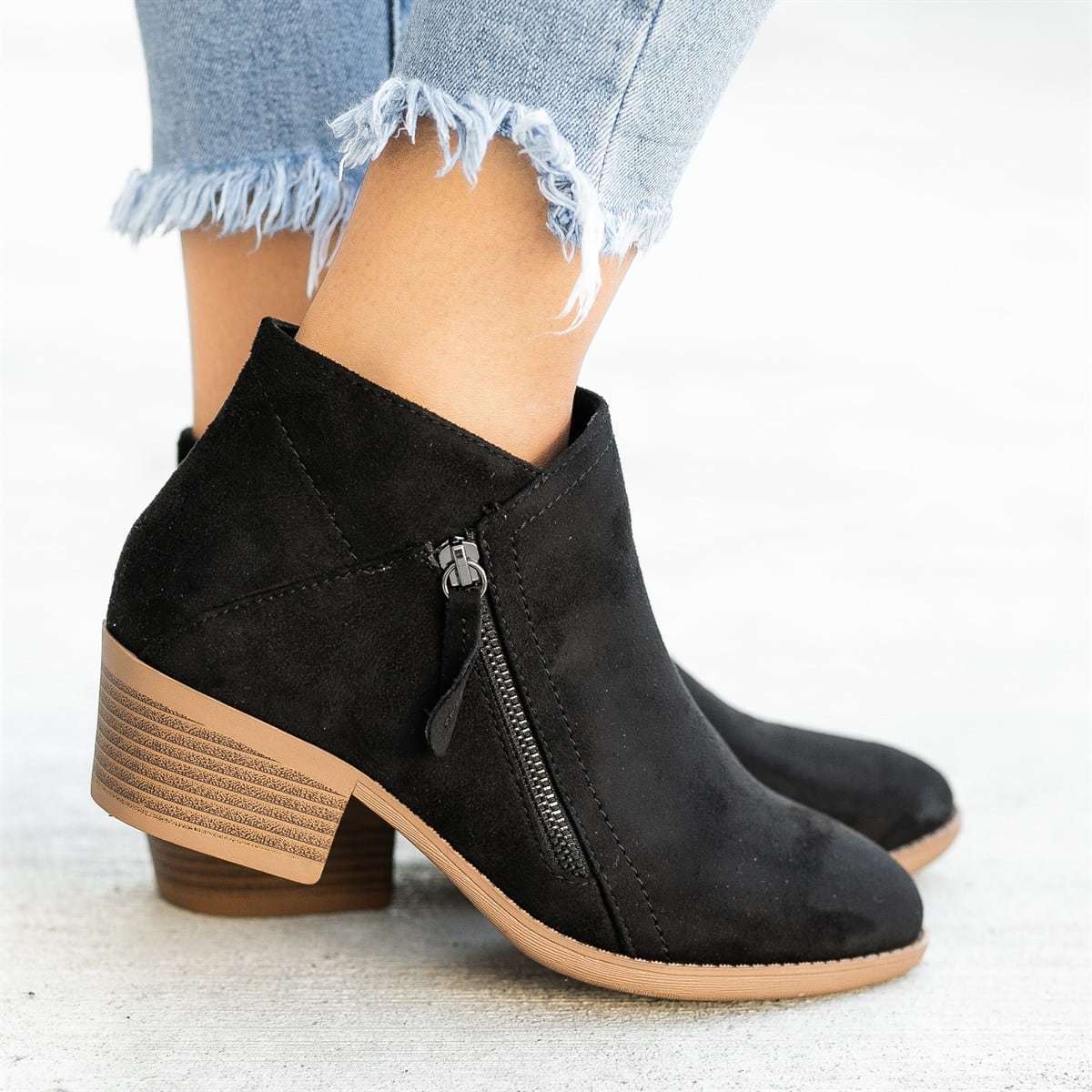 Elizabeth - Stilvolle Lederstiefel aus Wildleder für Damen