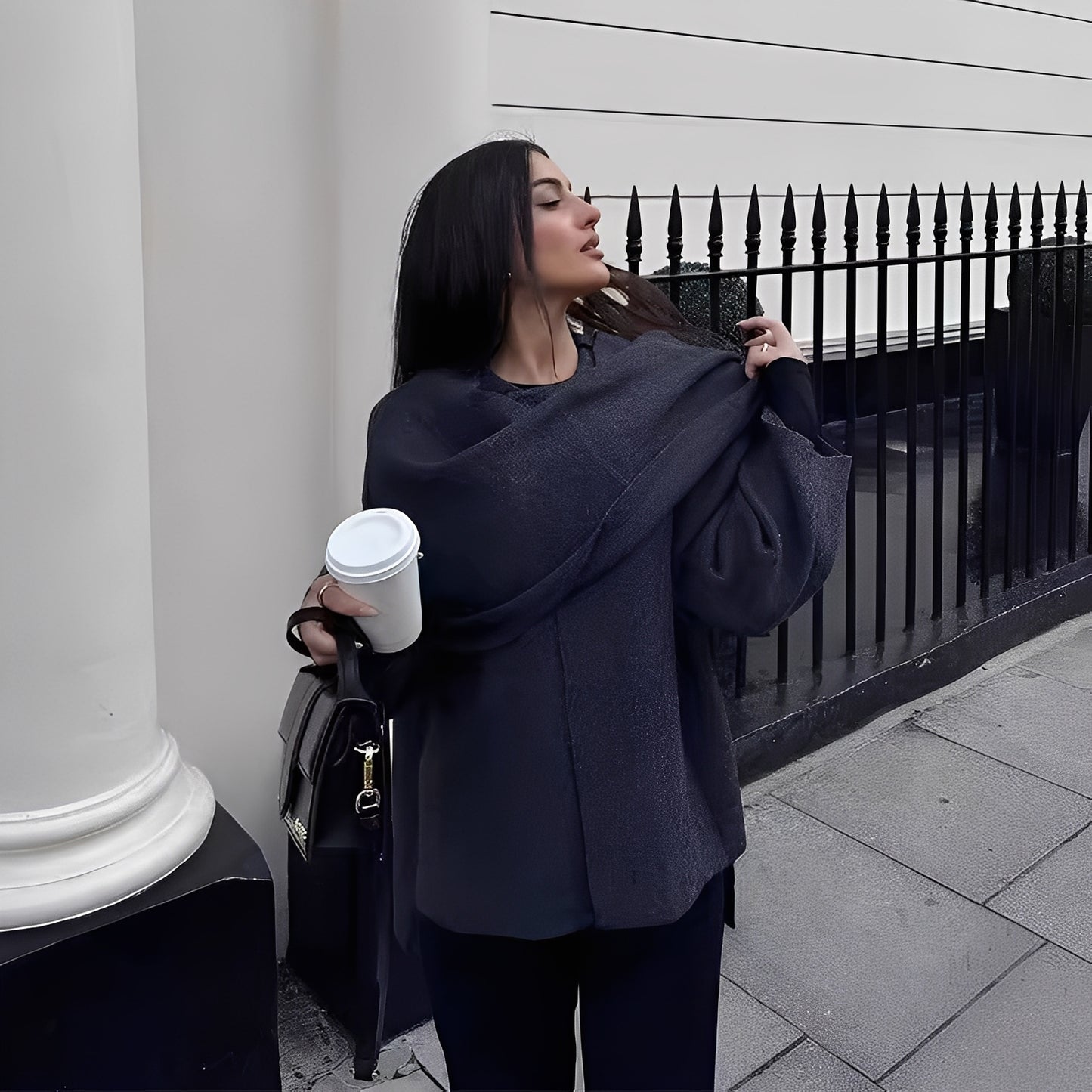 Shelley - Eleganter Strickmantel für Damen