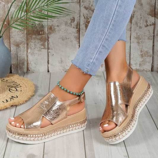 Calista - Orthopädische glänzende Sandalen mit Schnalle für Damen
