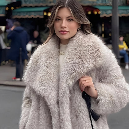 Jennifer - Moderne, schicke Kunstfelljacke für Damen