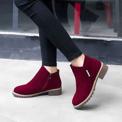 Chantelle - Elegante Wildleder-Stiefeletten für Damen