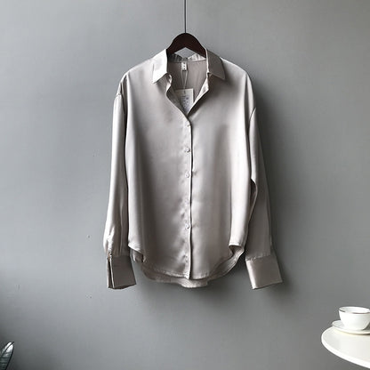 Briana - Elegante Satin-Seidenbluse mit Knopfleiste für Damen