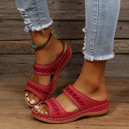 Felicia - Moderne, bequeme flache Sandalen für Damen