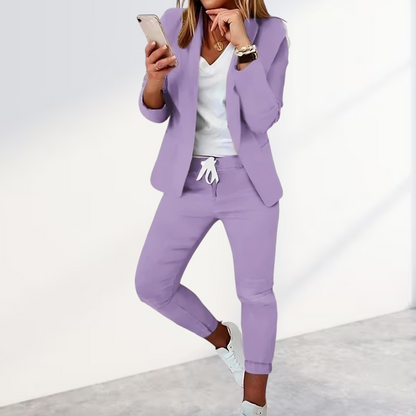 Amélie – Eleganter Blazer und Passende Hose