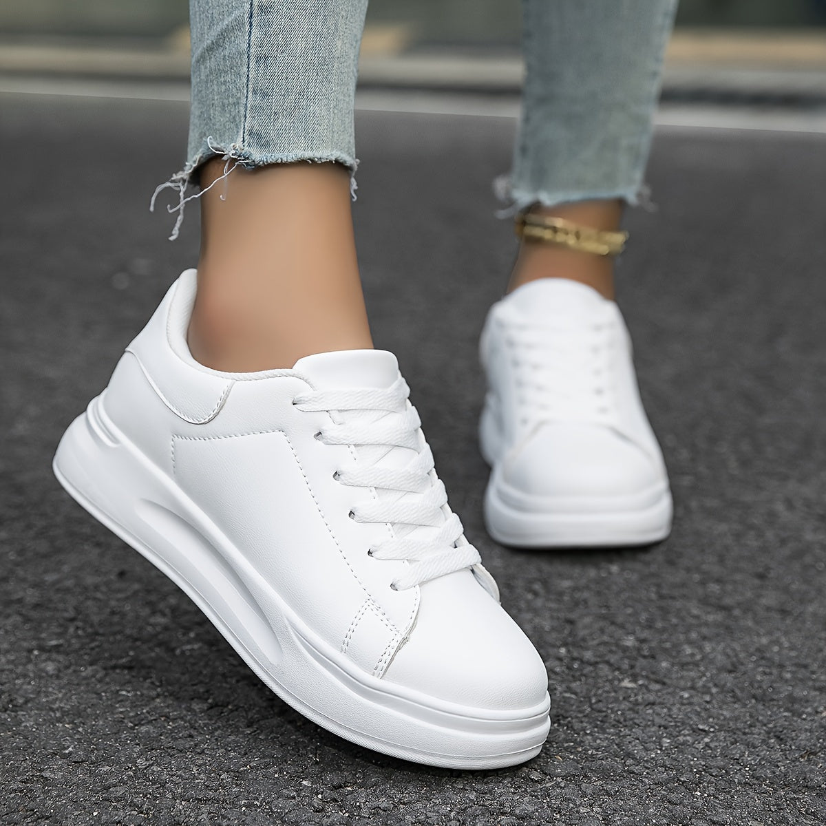Romy – Weiße Leder-Sneaker in Clean Look