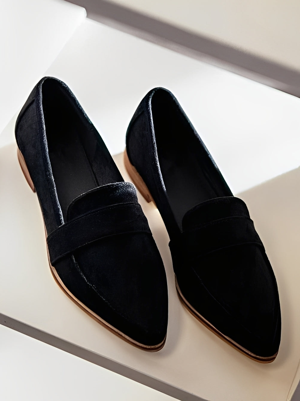 Christal - Elegante Wildleder-Loafer mit spitzer Zehenpartie für Damen