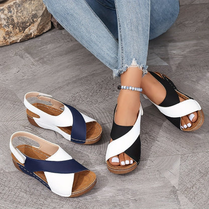 Kwenthrith - Bequeme Sommer Sandalen