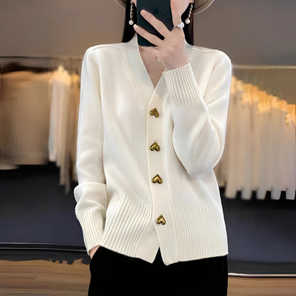 Valarie - Strickjacke mit Herzknöpfen für Damen