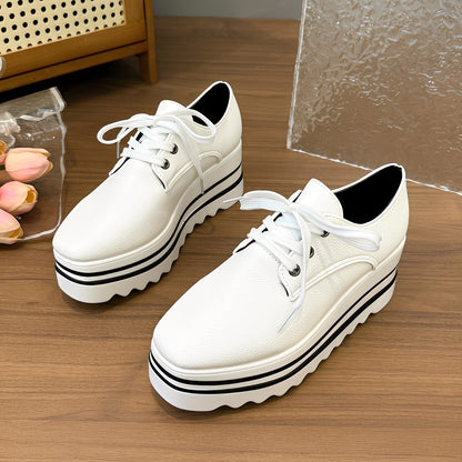 Joanne - Modische Plateau-Sneaker mit dicker Sohle für Damen