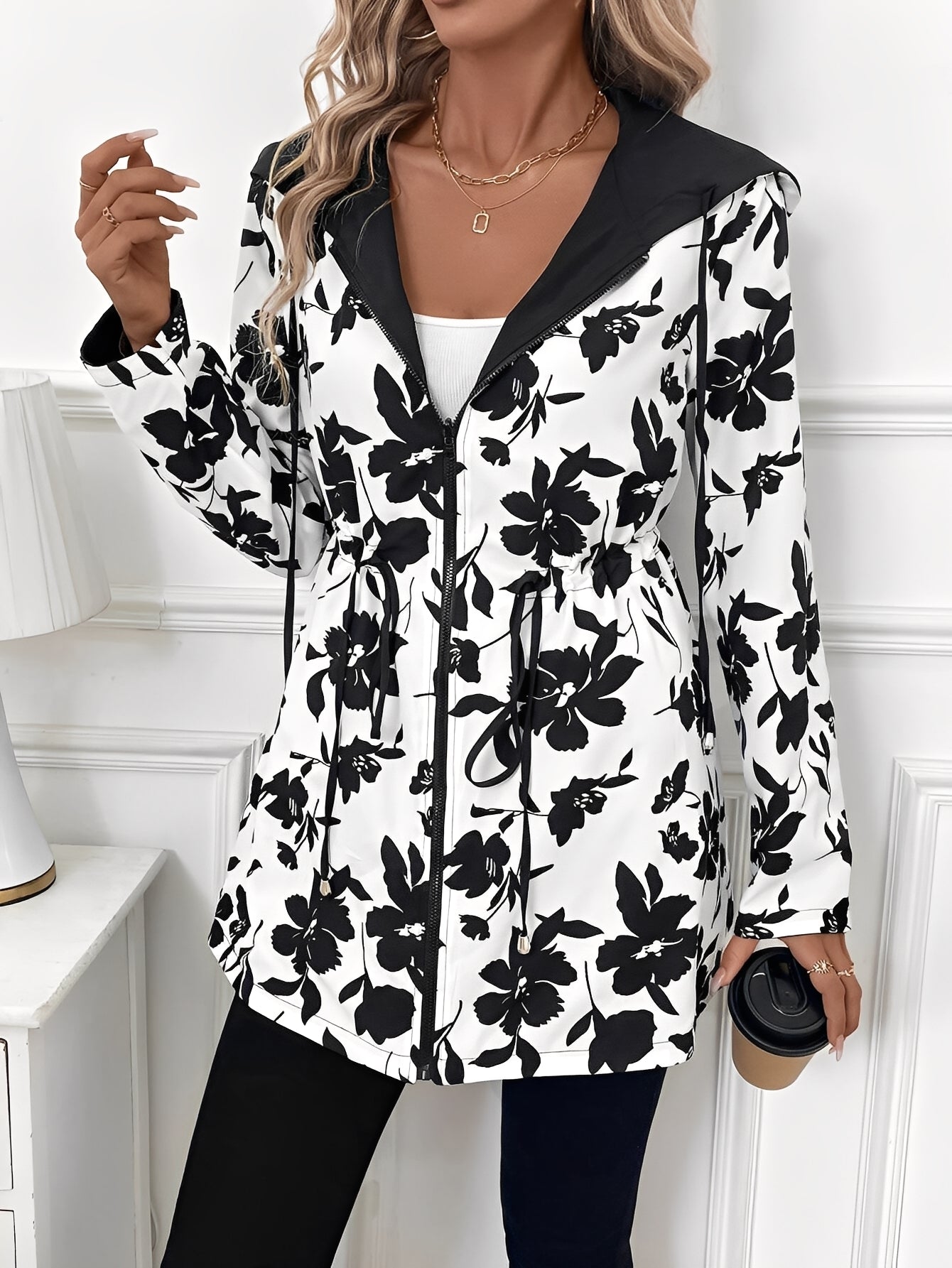 Jennelle - Stilvolle Wendejacke mit Kapuze für Damen