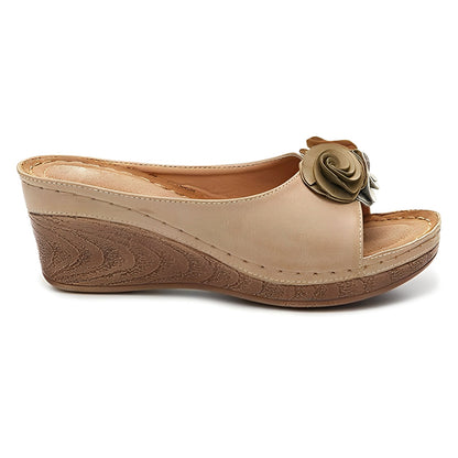 Elora - Damensandalen mit Keilabsatz und Blumenmotiv