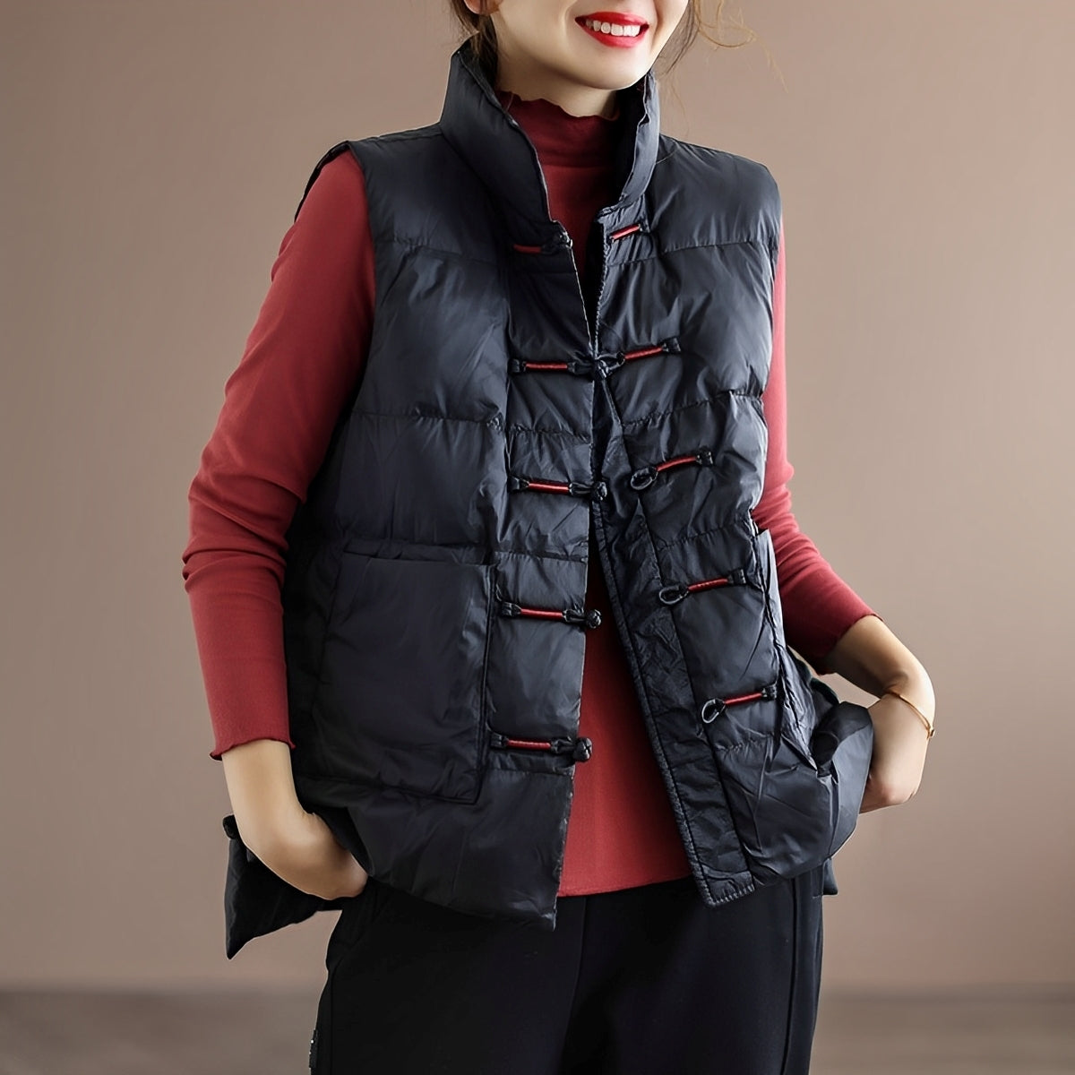 Daphne - Ärmellose Daunenjacke mit Taschen für Damen