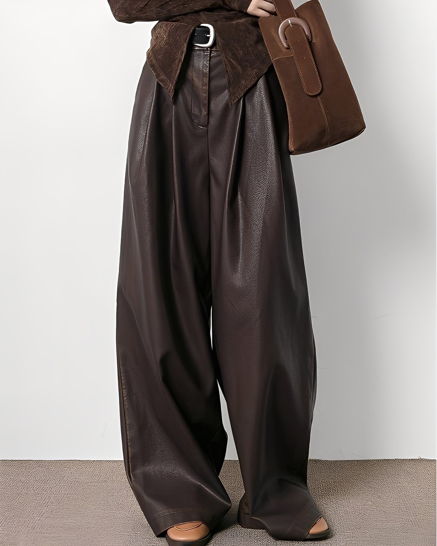 Lora - Klassische Lederhose mit hoher Taille für Damen