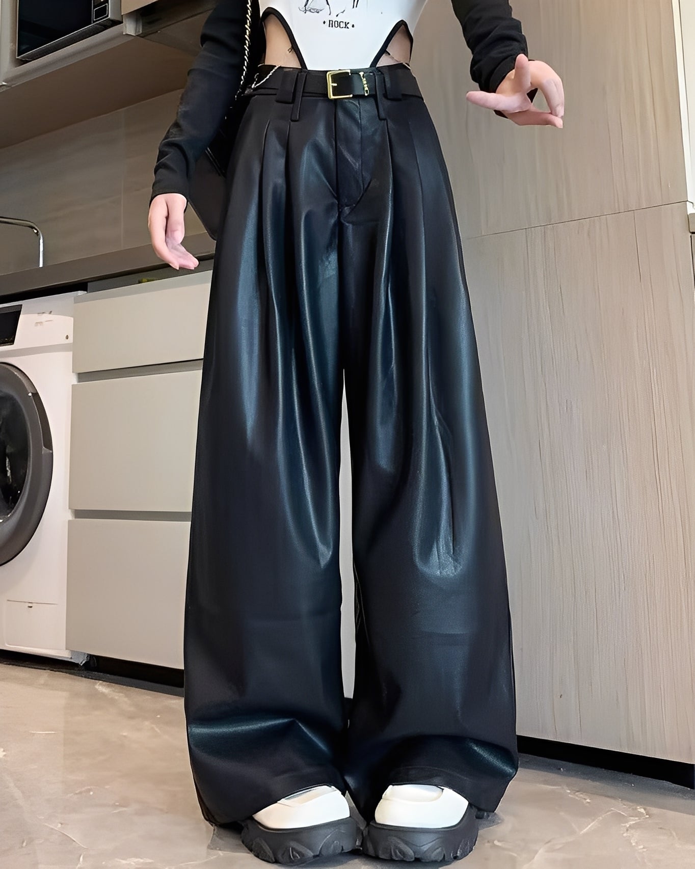 Lora - Klassische Lederhose mit hoher Taille für Damen