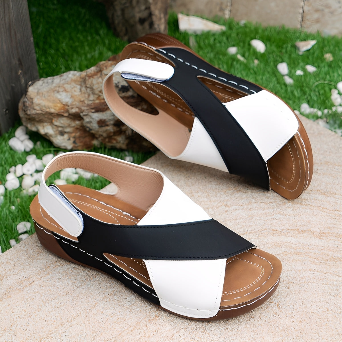 Clarissa - Lässige Keilabsatzsandalen mit Kreuzriemen für Damen