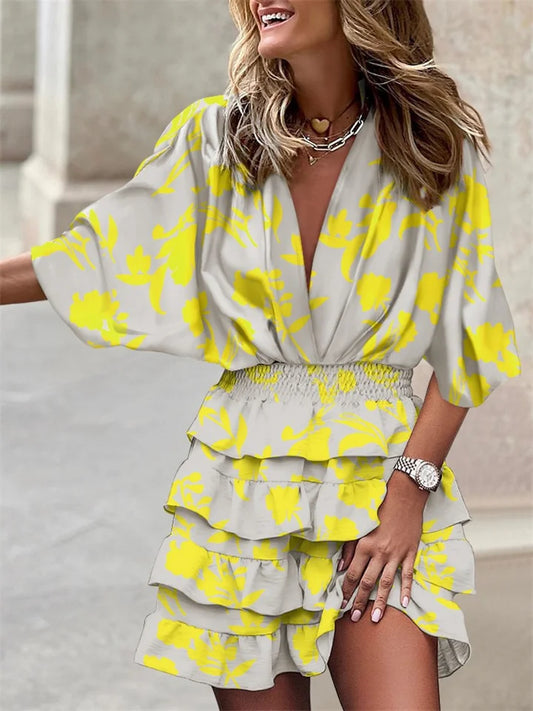 Liora – Blumenkleid mit V-Ausschnitt und Volants