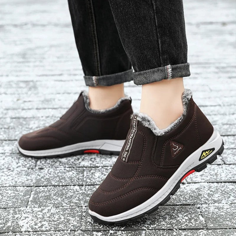 GripTrail – Damen-Sneaker mit rutschfester Fleece-Sohle