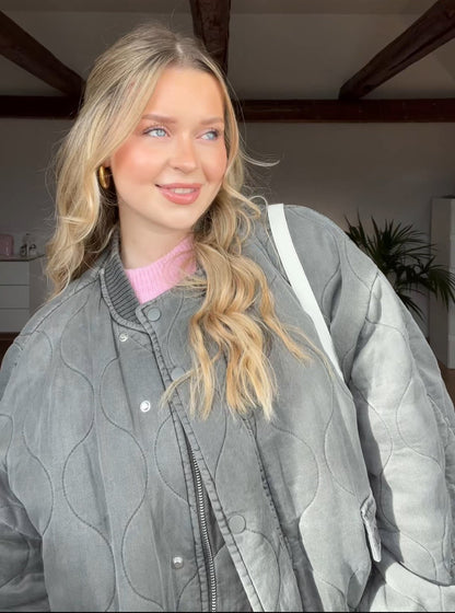 Sofia – Gepolsterte Bomberjacke