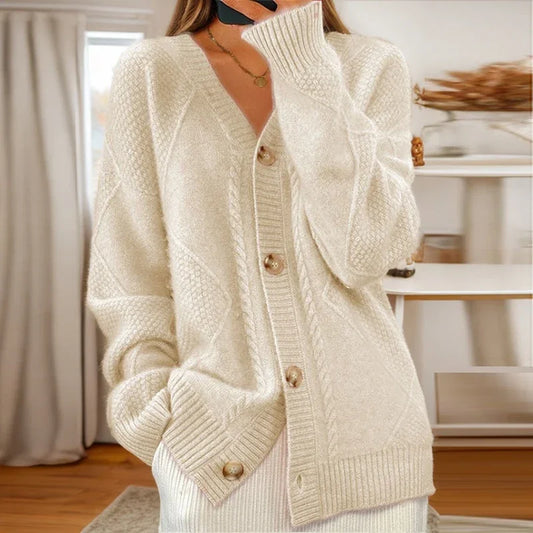Eloise - Stilvoller Cardigan mit Knopfleiste