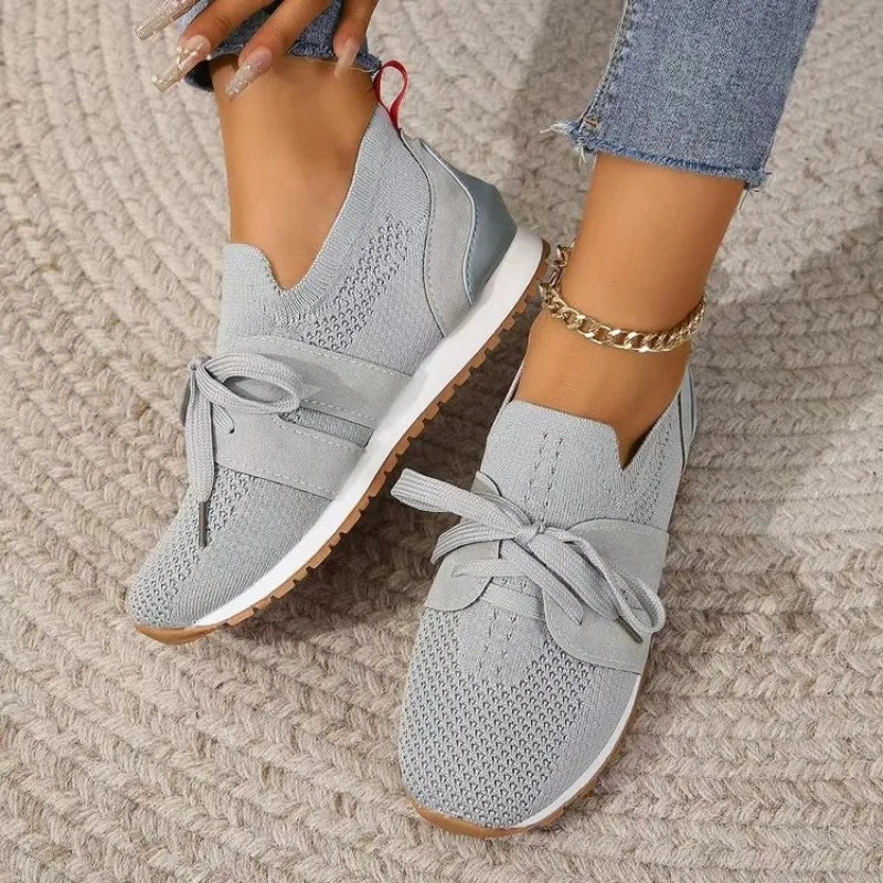Maia – Atmungsaktive Orthopädie-Schnürschuhe