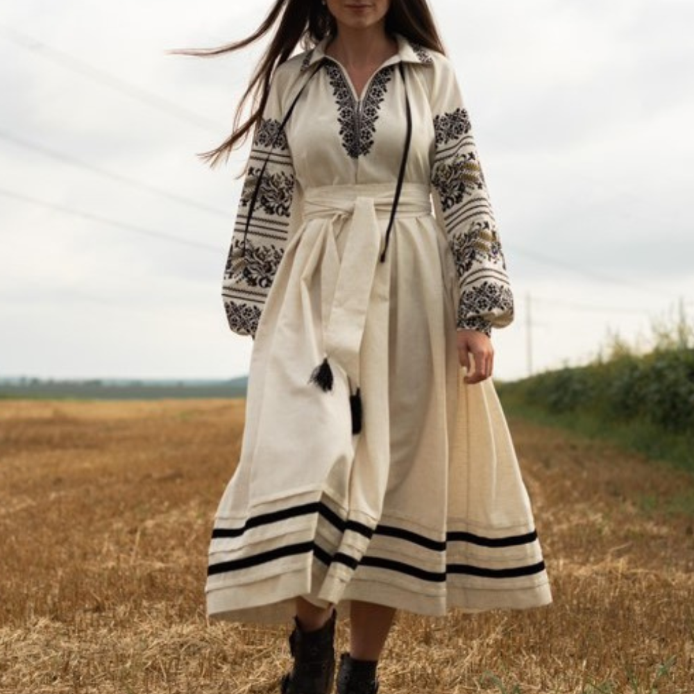 Besticktes Boho-Kleid