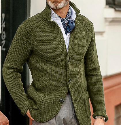 Kiki - Bequeme Strickjacke mit Kapuze