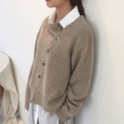 Erica - Jacke im modernen Stil mit Knöpfen